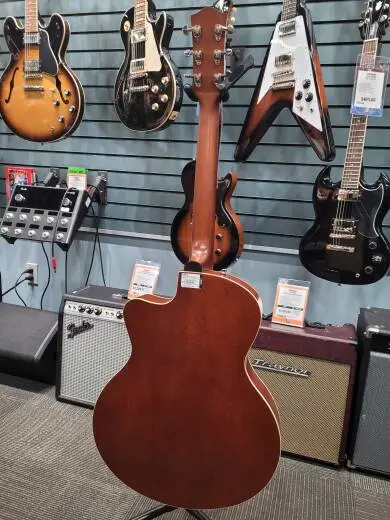 Godin Guitars - G50932 2